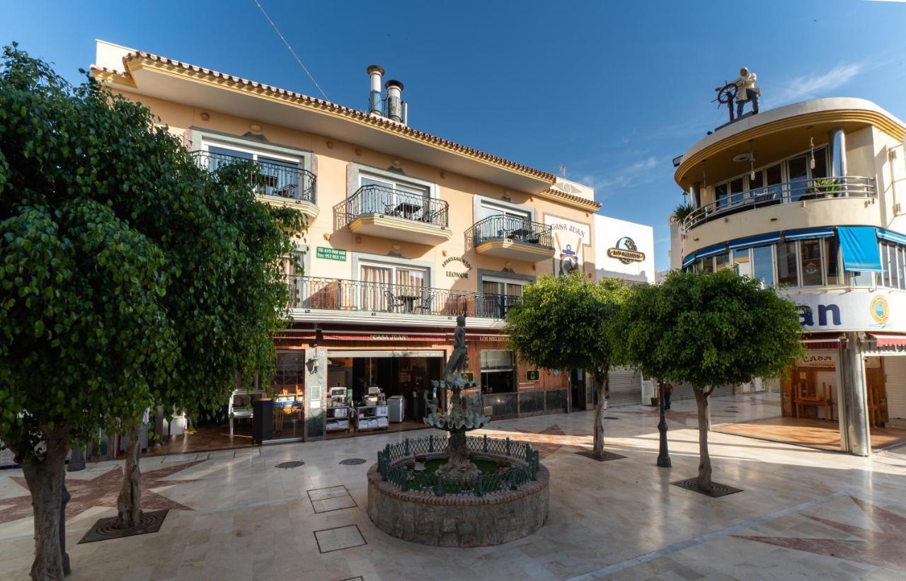 Apartamentos Leonor Carihuela Torremolinos Exteriör bild