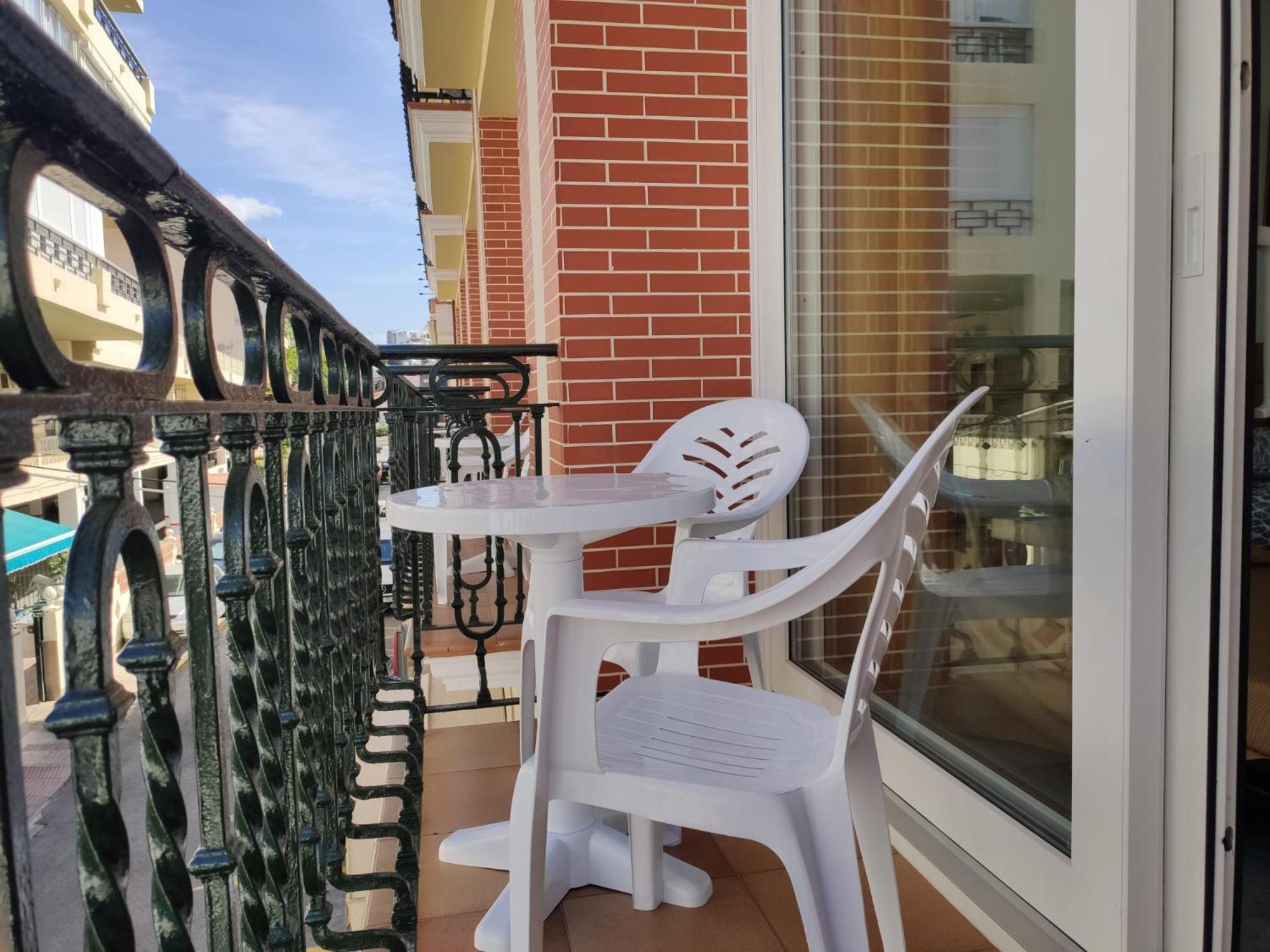 Apartamentos Leonor Carihuela Torremolinos Exteriör bild